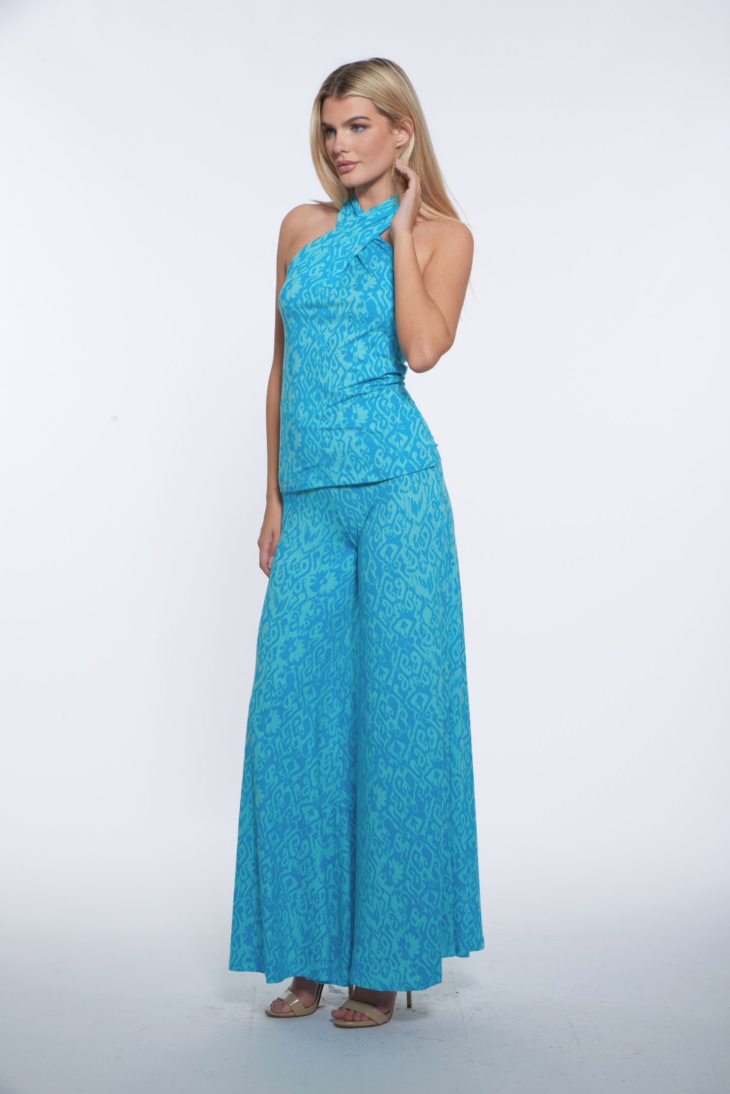 Dori Top in Atlantis by Julian Chang