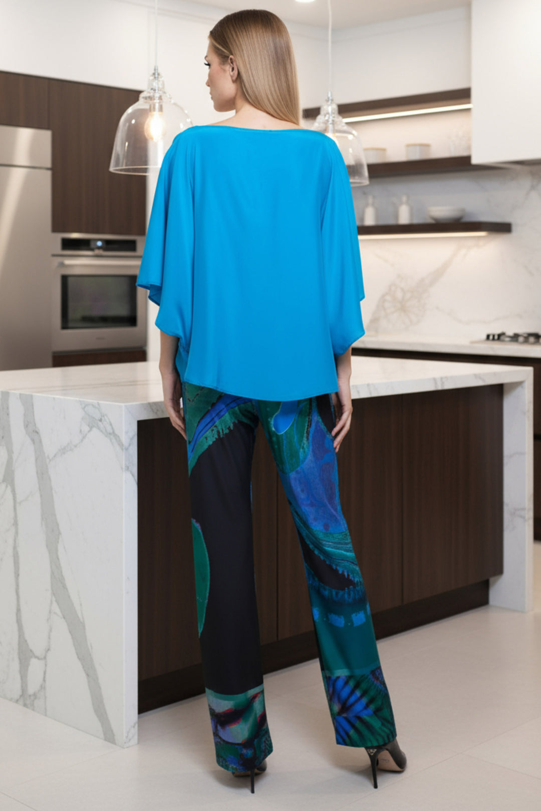 Luana Signature Luxury Bateau Top