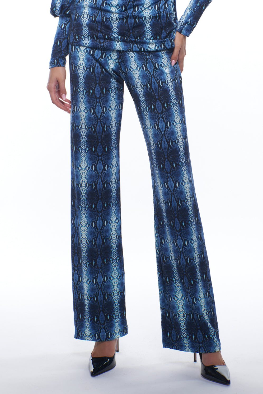 Leslie Signature Wide Leg Pants