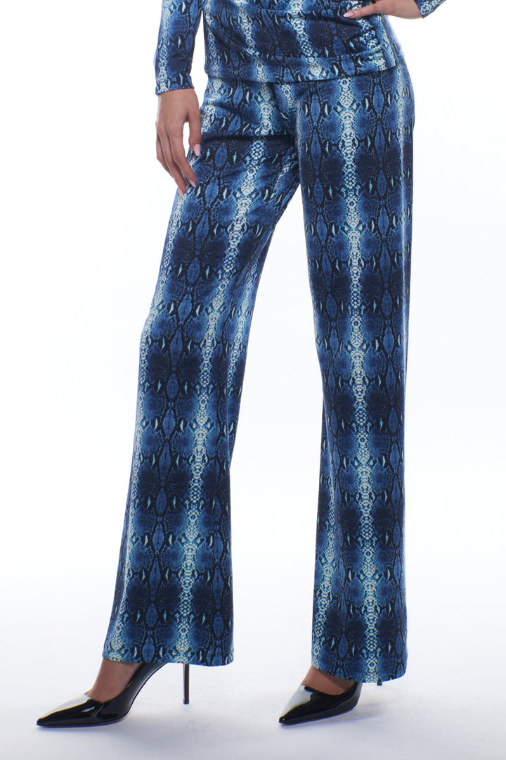 Leslie Signature Wide Leg Pants