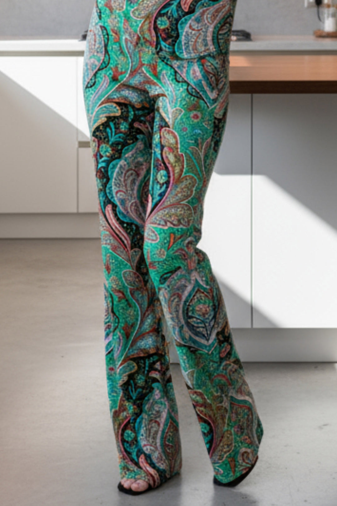 Leslie Signature Wide Leg Pants