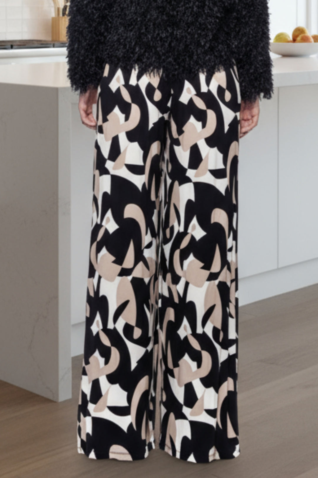 Leslie Signature Wide Leg Pants