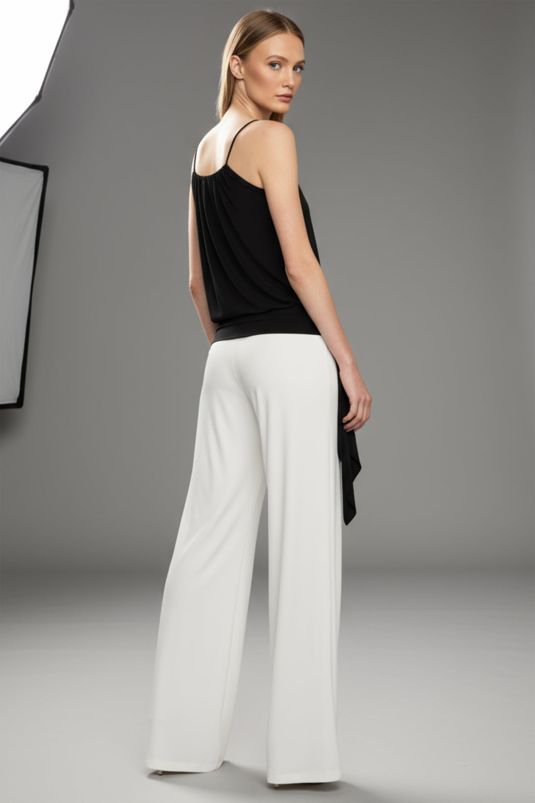 Kary Side Tie Sleeveless Top
