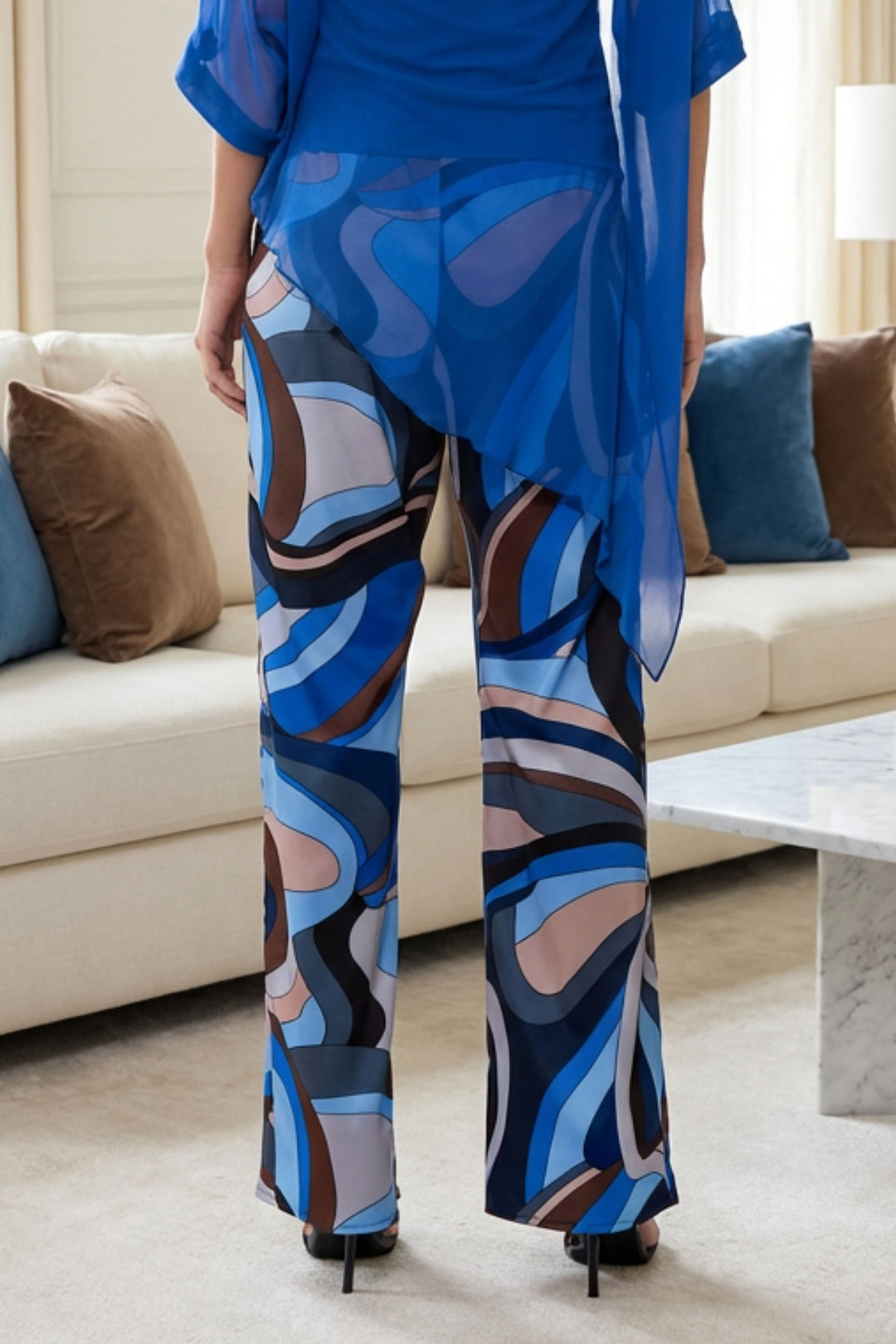 Aria Pant back view showing smooth waistband fit