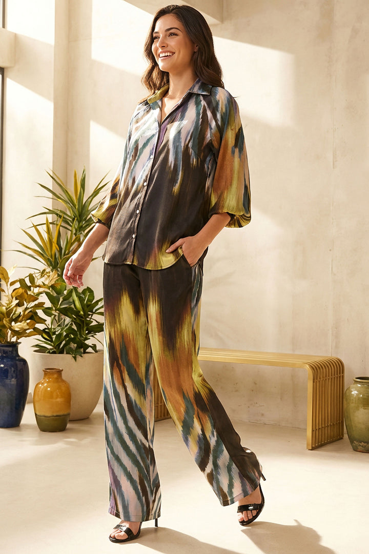 Alis Pant styled for an art-inspired evening look.