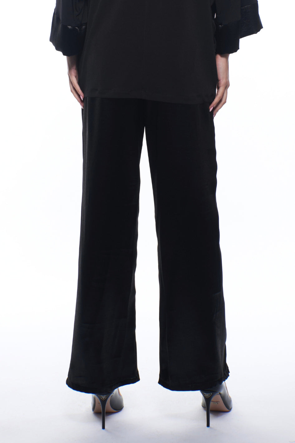 Unisa  Ultra Luxe Wide Leg Pants