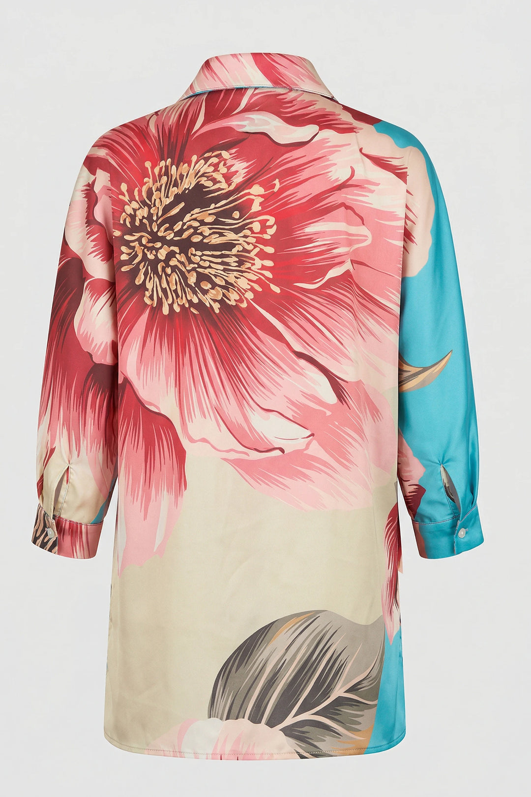 Pepa Shirt Capri Print relaxed tunic drape Back profile.