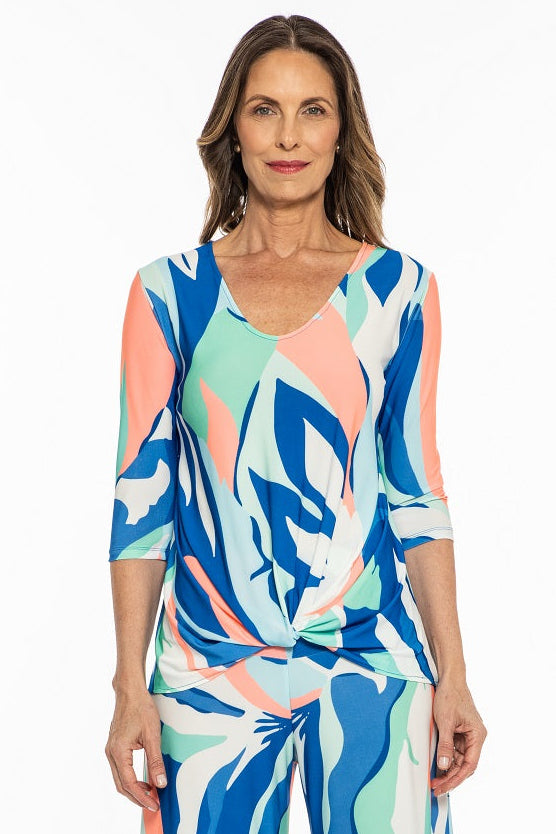 Gigi Twist Front Signature Print Top